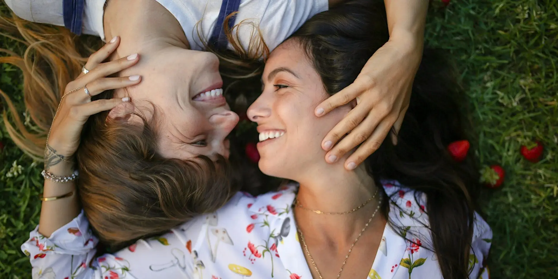 30's + 40's Singles Lesbian/Bi /Trans Online Speed Dating 30's + 40's Singles Lesbian/Bi /Trans Online Speed Dating