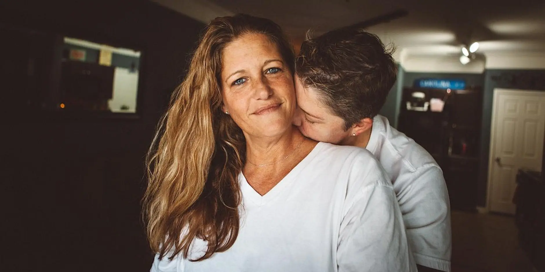 Online Lesbian/Bi Single Mingle w/Dr. Frankie- For Women across the US 50+ Online Lesbian/Bi Single Mingle w/Dr. Frankie- For Women across the US 50+