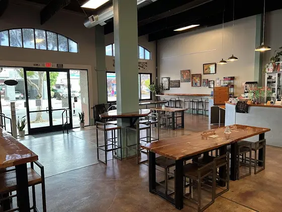 San Francisco Speed Dating for Singles Age 44-59 California at Alameda Brewing — photo 6