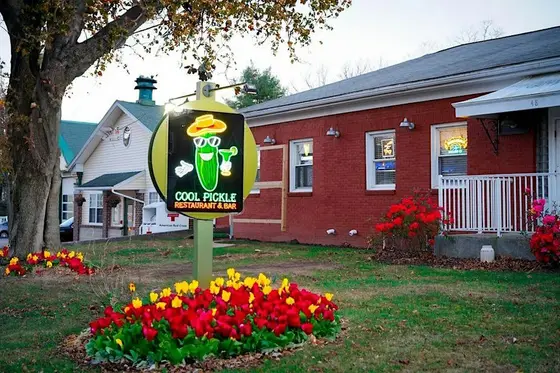 Providence Speed Dating for Singles Age 27-43 Lincoln RI at Cool Pickle — photo 6