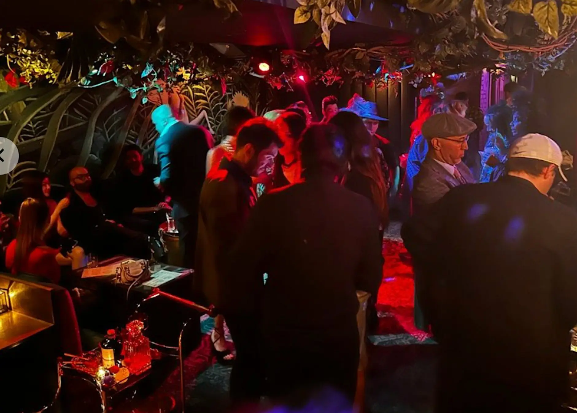 Singles Mixer at Michelin Star Restaurant in Miami! Singles Mixer at Michelin Star Restaurant in Miami!