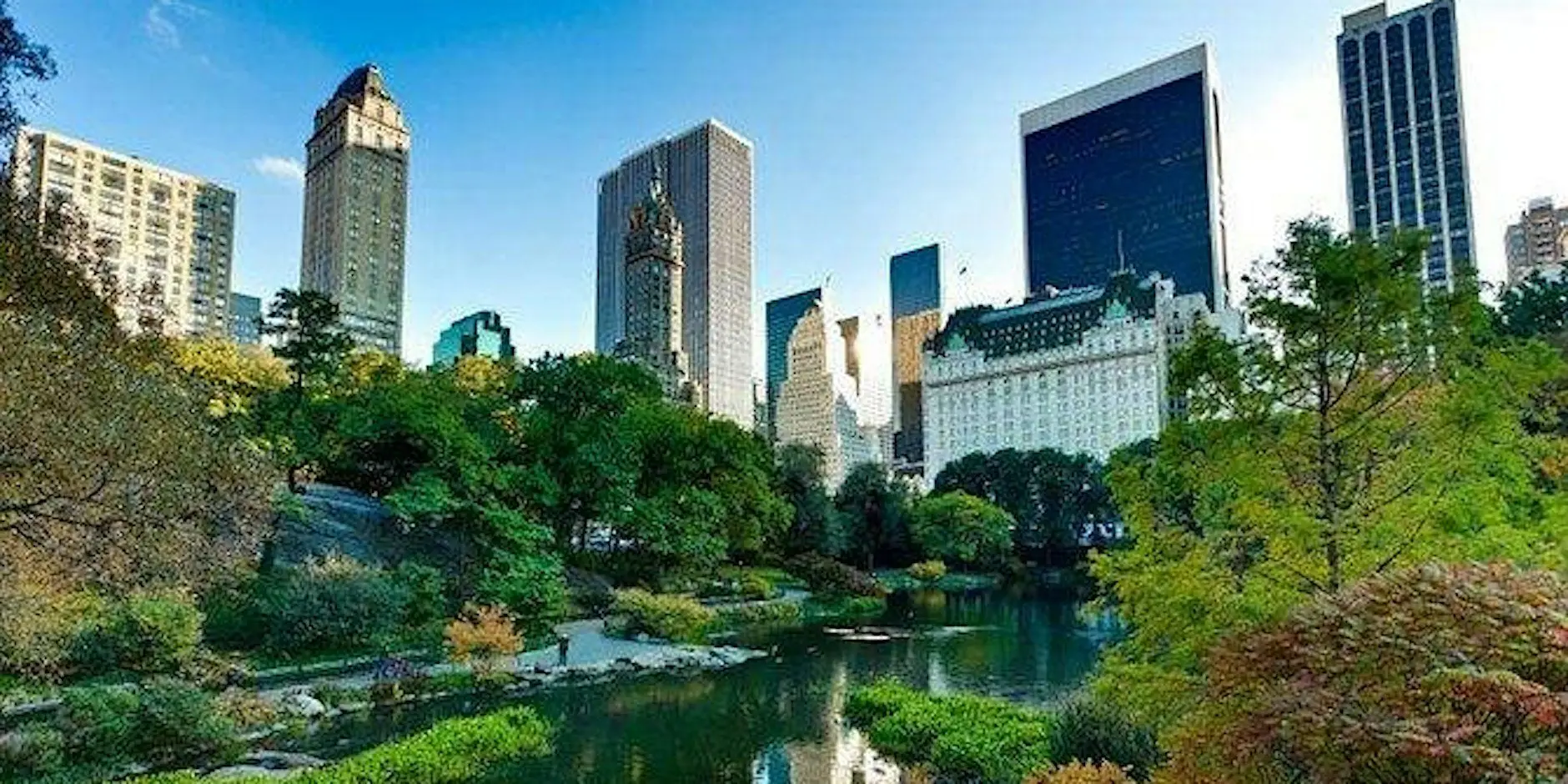 Singles Date Walking in Central Park Singles Date Walking in Central Park