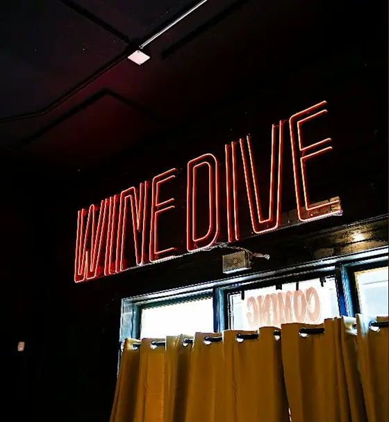 Cleveland Speed Dating for Singles Age 20s/30s Lakewood OH at Wine Dive — photo 6