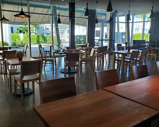 Fort Lauderdale Speed Dating for Singles Age 24-39 Coconut Creek Fl at Silverspot Cinema — photo 6