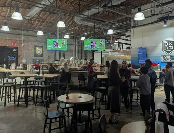 Raleigh/Durham Speed Dating for Singles Age 27-43 Raleigh NC at R&D Brewing — photo 6