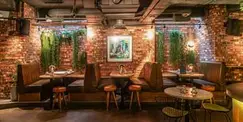 Speed Dating London @ The Wren Tavern, Bank (Ages: 28-42) Speed Dating London @ The Wren Tavern, Bank (Ages: 28-42)