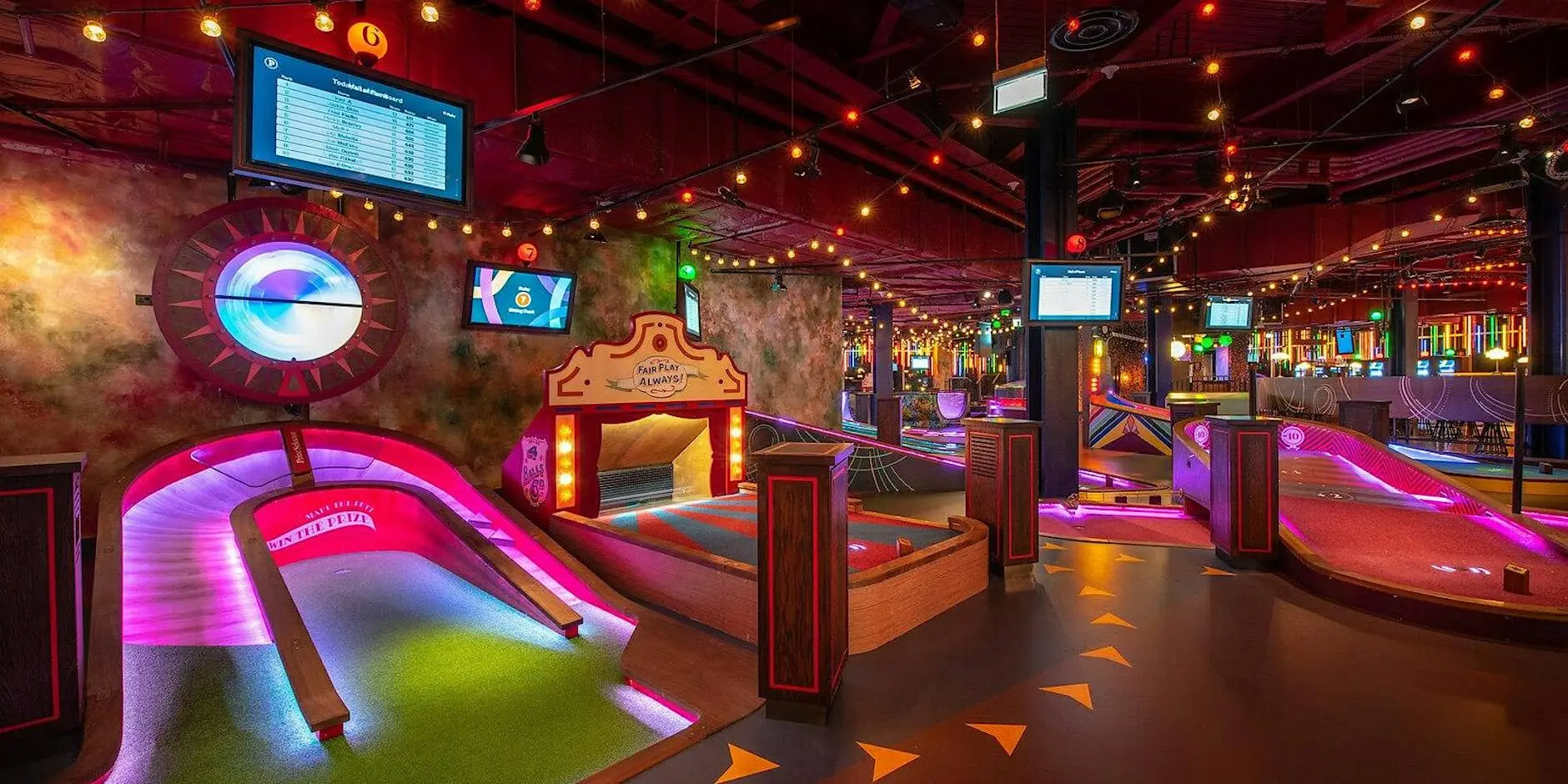 Mini Golf Singles Party @ Puttshack, Bank (Ages: 28-42) Mini Golf Singles Party @ Puttshack, Bank (Ages: 28-42)
