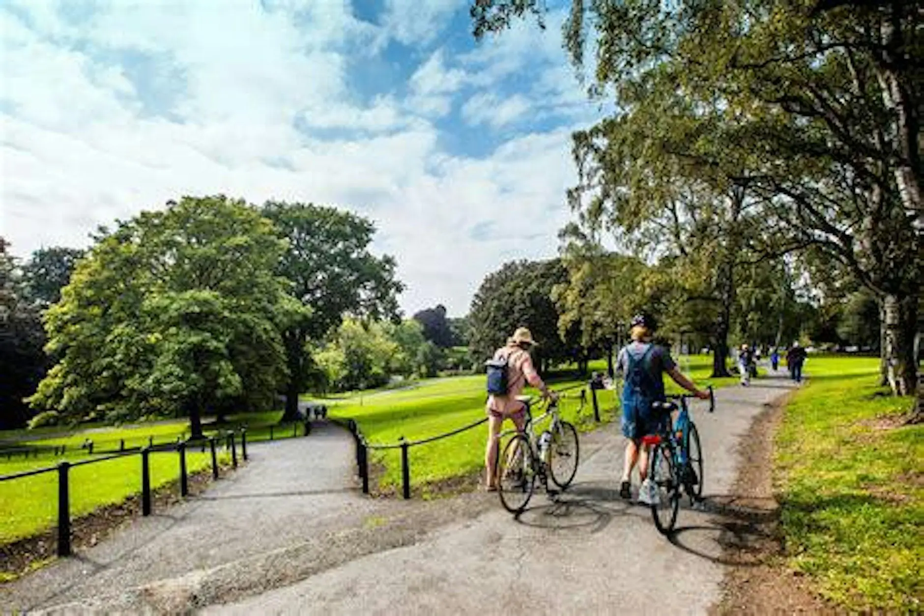 A BIKE RIDE THROUGH PHOENIX PARK AGES 30-45
