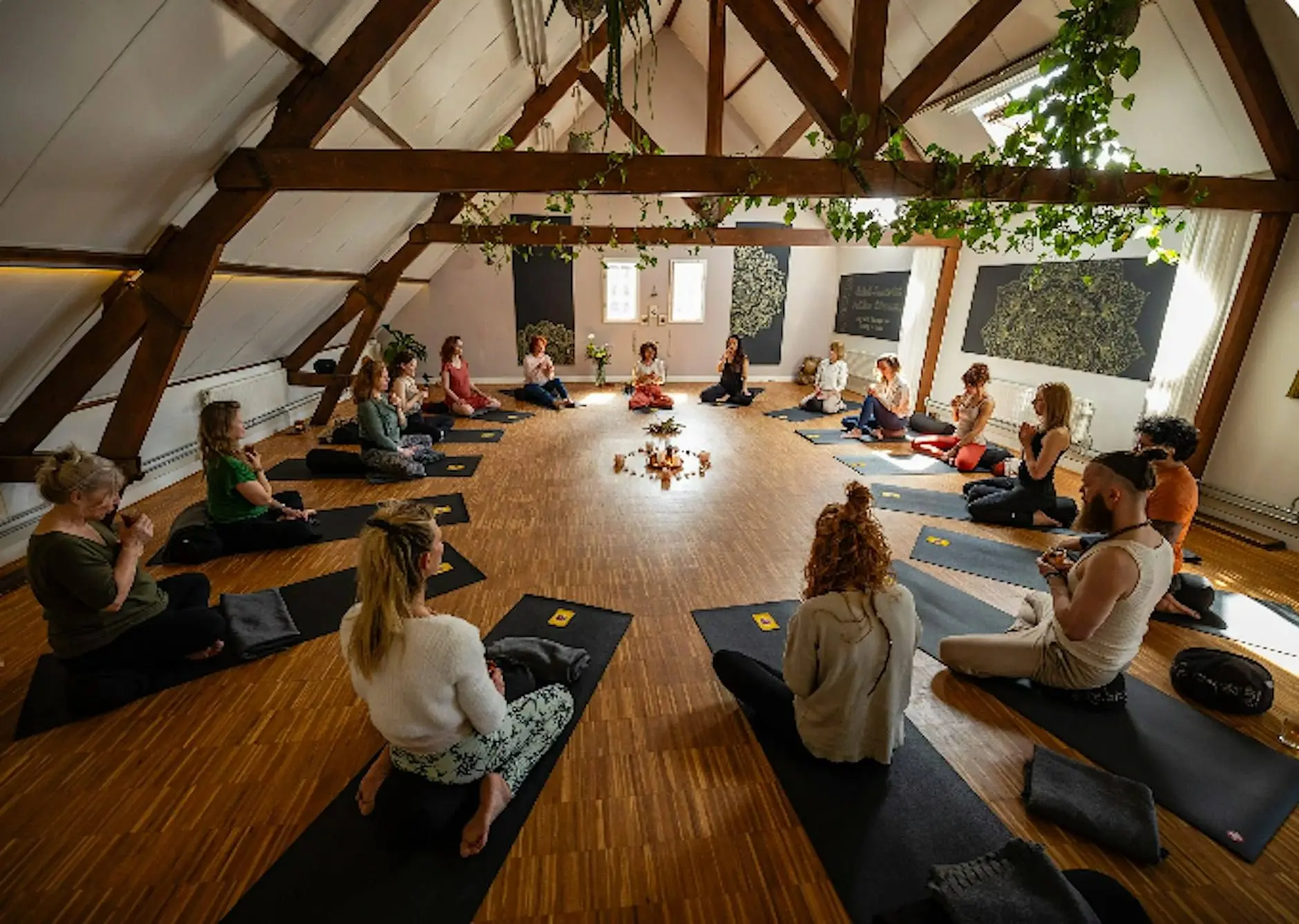 Mindful Dating Eindhoven (English; 35-47) Mindful Dating Eindhoven (English; 35-47)