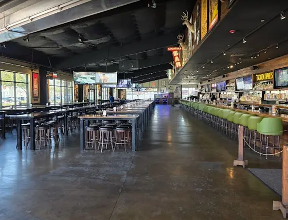 Houston Speed Dating for Singles Age 45-59 Texas at Kirby Ice House- Gessner — photo 5