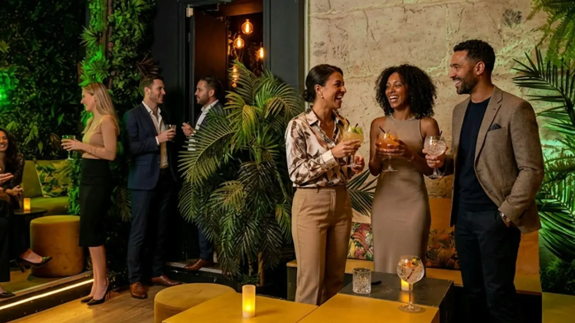 Social Dating Afterwork (30 à 45 ans) Social Dating Afterwork (30 à 45 ans)