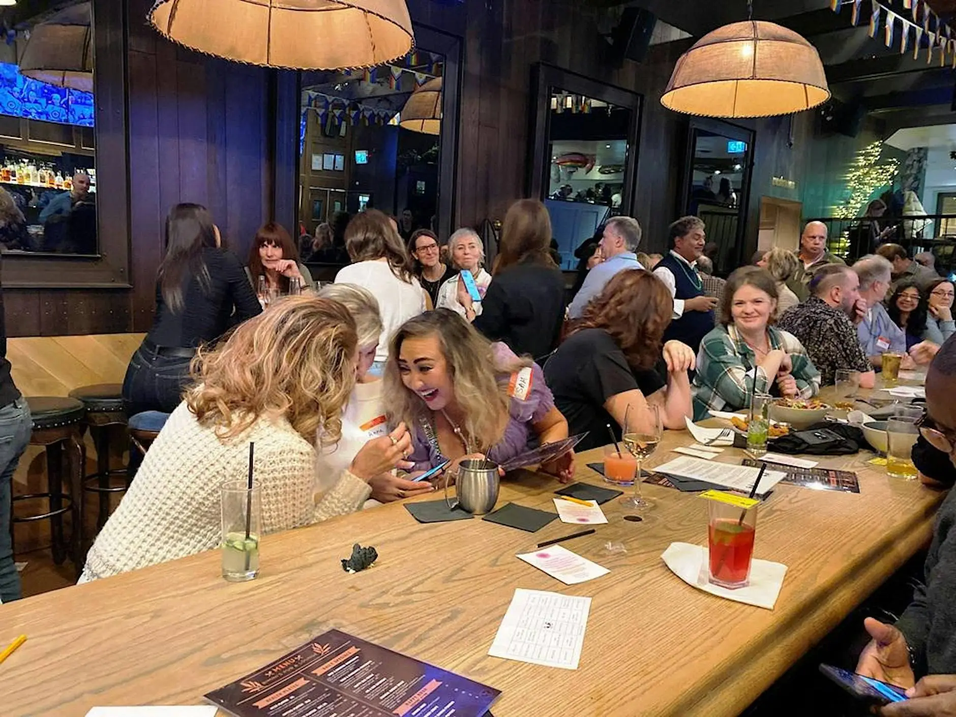 Meet New Friends 45+ | Icebreaker Games & Prizes, Downtown Vancouver